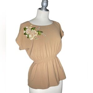 Exquisite 3 Dimensional Ribbon Pearl And Roses Art Stretchy Nylon Tan Top